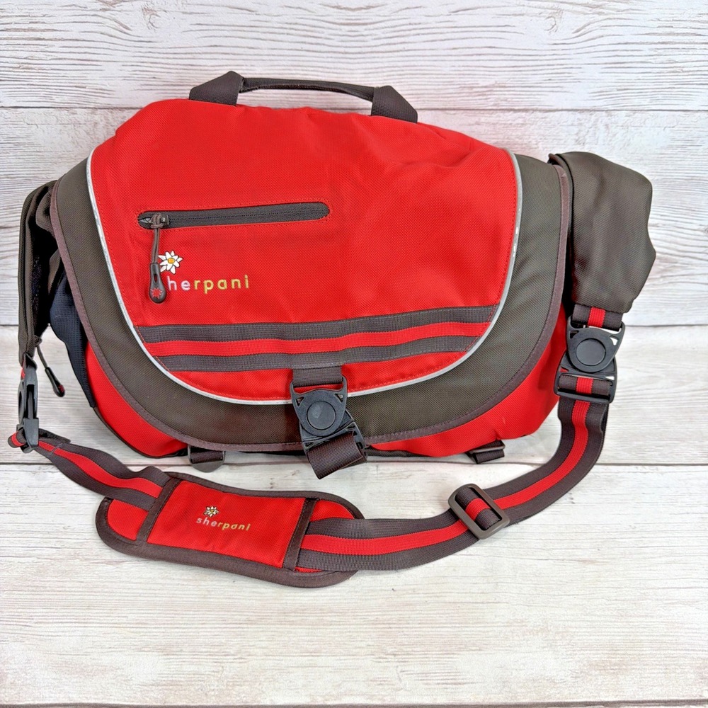 Sherpani Messenger Bag Red Brown Crossbody Shoulder Tote Yoga Mat Straps